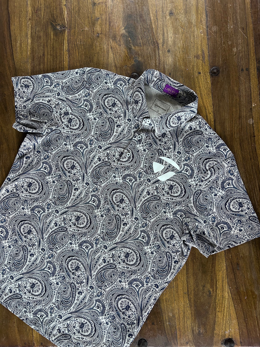 modern taylormade polo (M - smaller fitting)